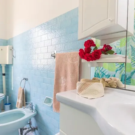 Very 200 M From The Sea *