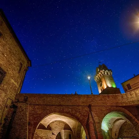 Very 200 M From The Sea 토르토레토