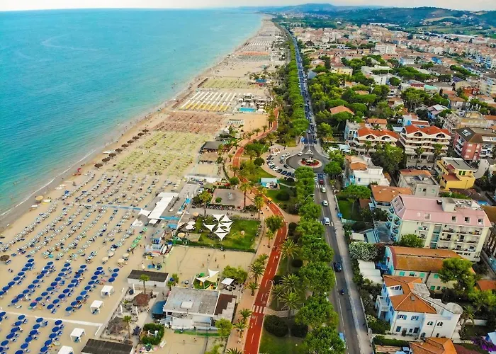 Very 200 M From The Sea Апартаменты Торторето